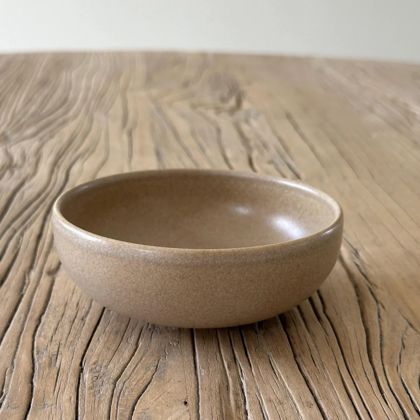 CAPRI Lille Skål, mat taupe