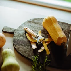 Folken Y-skræller vippeblad