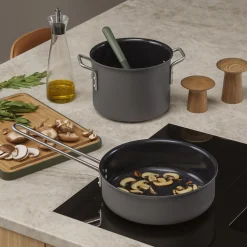 Grey Line Sauterpande