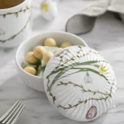 Hammershøi Spring bonbonniere