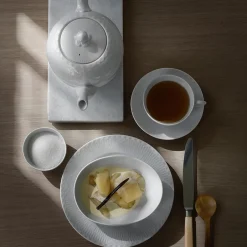 Hvid Halvblonde tekop med underkop