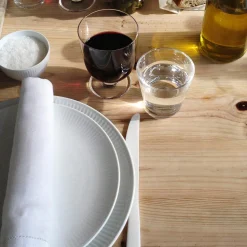 Hvid Riflet Coupe tallerken Ø 23 cm