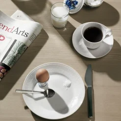 Hvid Riflet tallerken Ø 22 cm