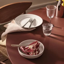 Hvid Riflet tallerken Ø 25 cm