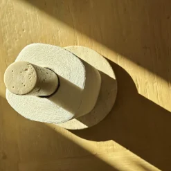 Køkkenrulleholder, sand