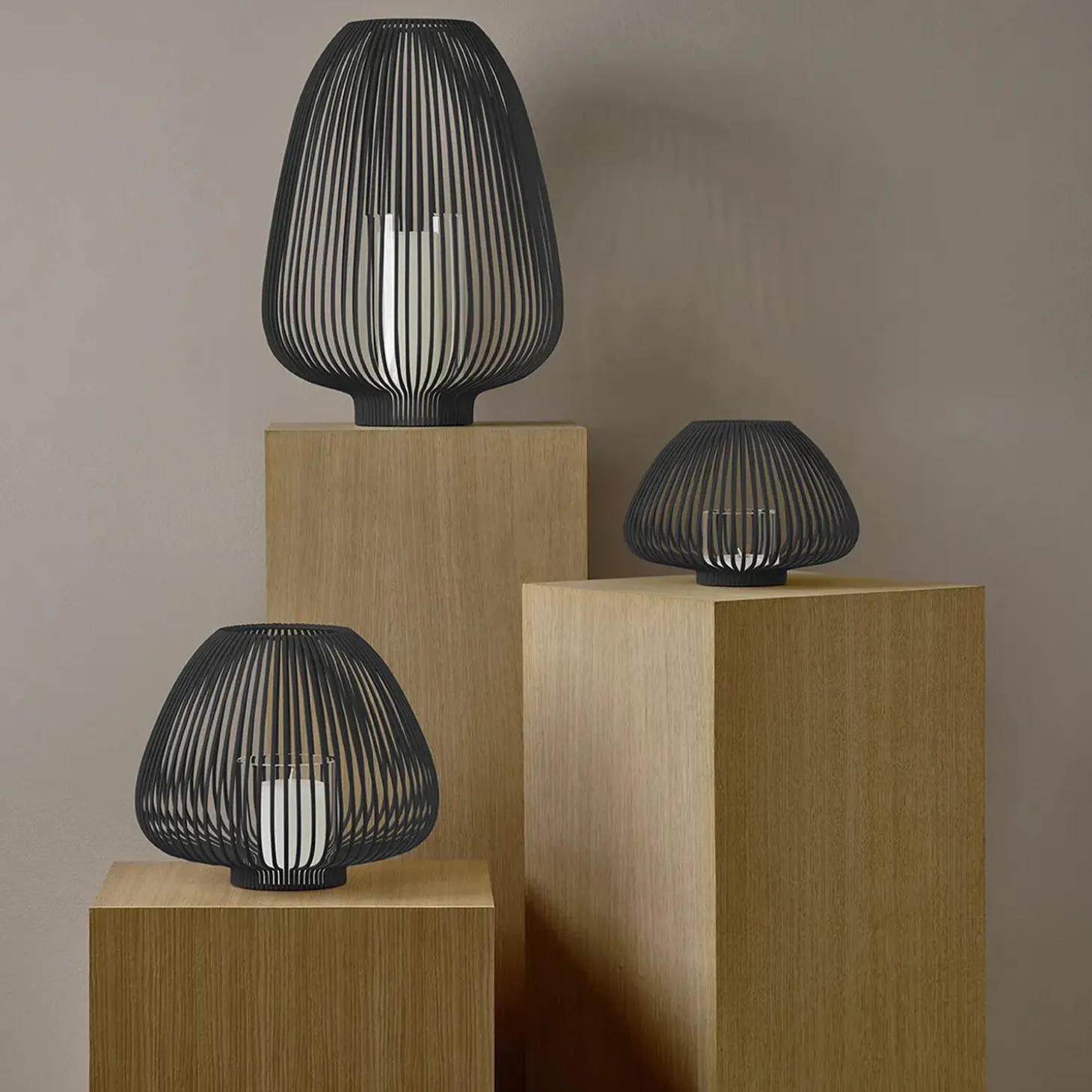 LYVA Lanterne S, black