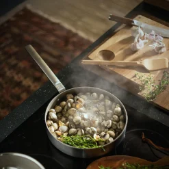 Norden Steel sauterpande med låg Ø 26 cm