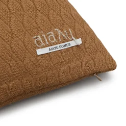 Raul Classic, nutmeg