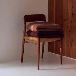 Season plaid, 03524 beetroot