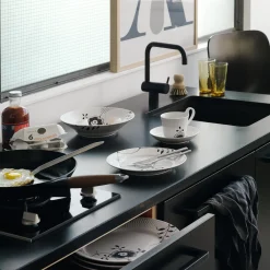 Sort Mega Riflet dyb tallerken Ø 24 cm