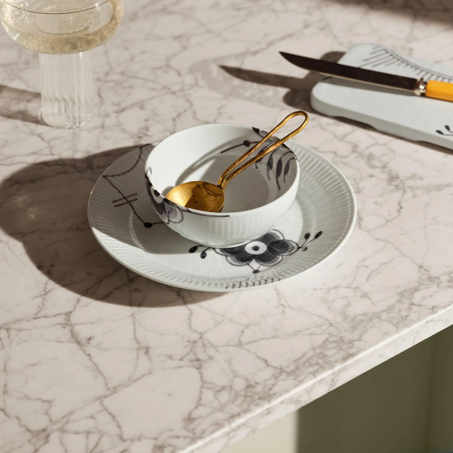 Sort Mega Riflet skål 24 cl