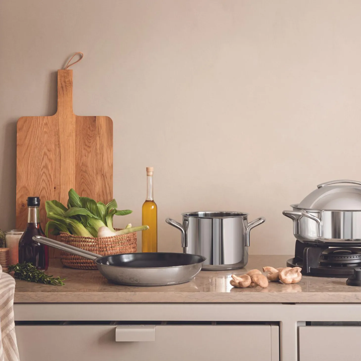 Steel Line stegepande Ø 24 cm