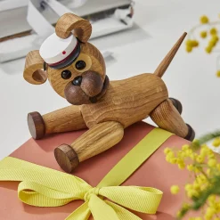 Studenterhuen, bordeaux