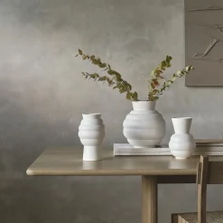 Tortus Archie vase No 3, white